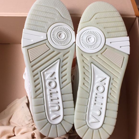 Louis Vuitton trainer - Picture 4 of 5